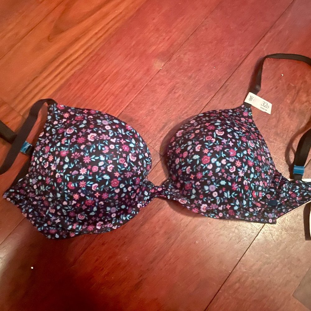 Victoria's Secret Floral Push-Up NWT